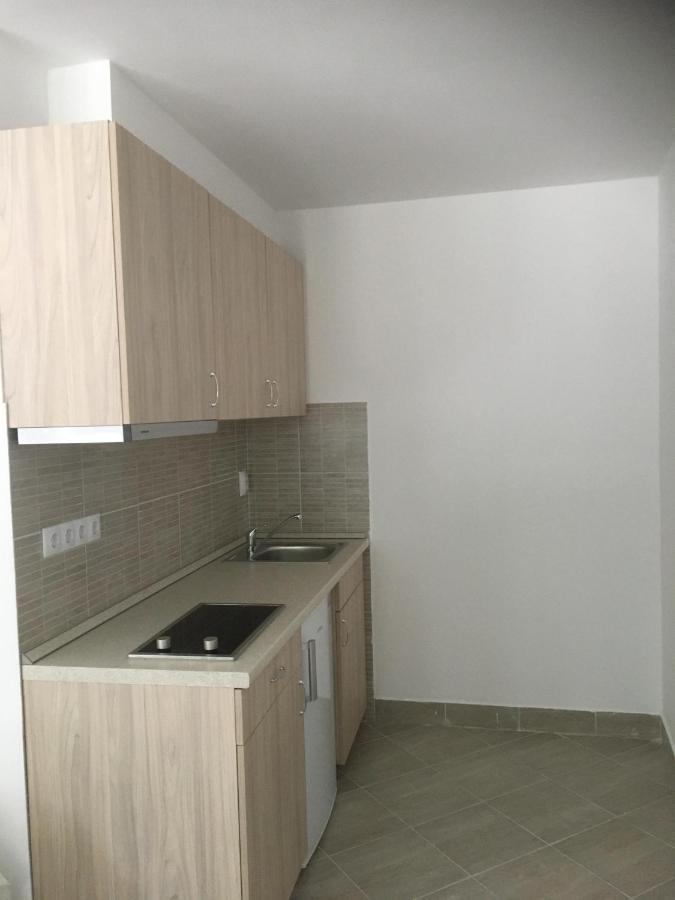Apartmanhotel Baraton*** บาลาตอนฟือเรด ภายนอก รูปภาพ